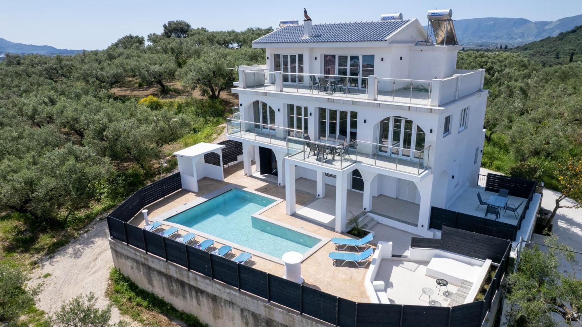 Gigi Star Luxury Apartvilla With Pool, Sea View Apartmán *
